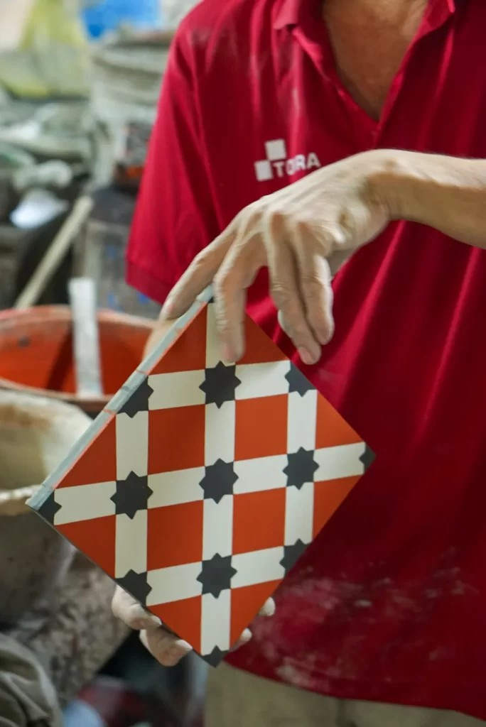 fabrication-mosaïque-polymérisation hydraulique