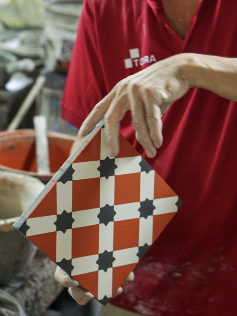 suelos hidráulicos artesanales de Mosaics Torra