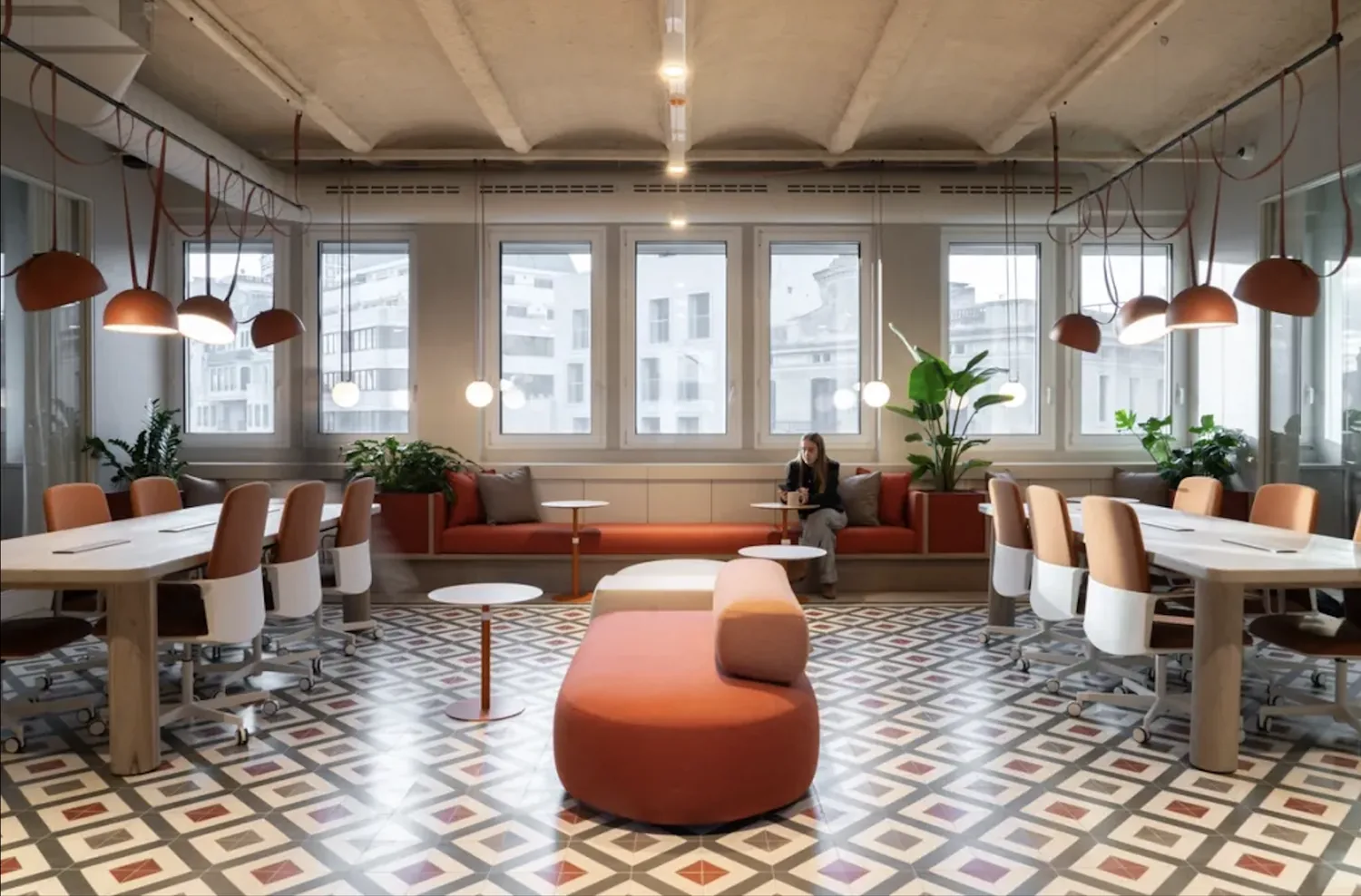 coworking Nuñez i Navarro con suelo hidráulico de Mosaics Torra